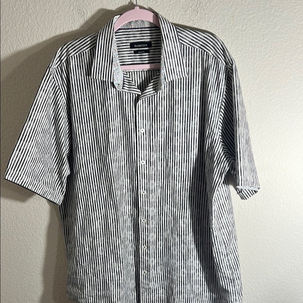 Bugatchi Black Men's Size XL Black and White Striped button down Shirt